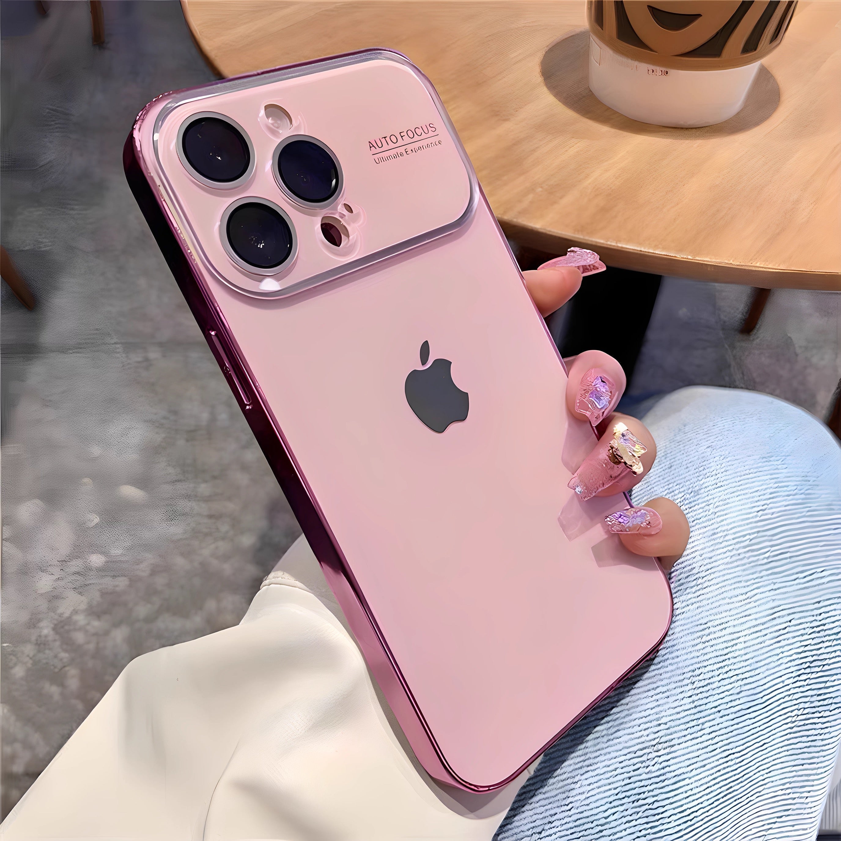 Minimalist Clear iPhone Case – Ultra-Thin Shockproof Cover