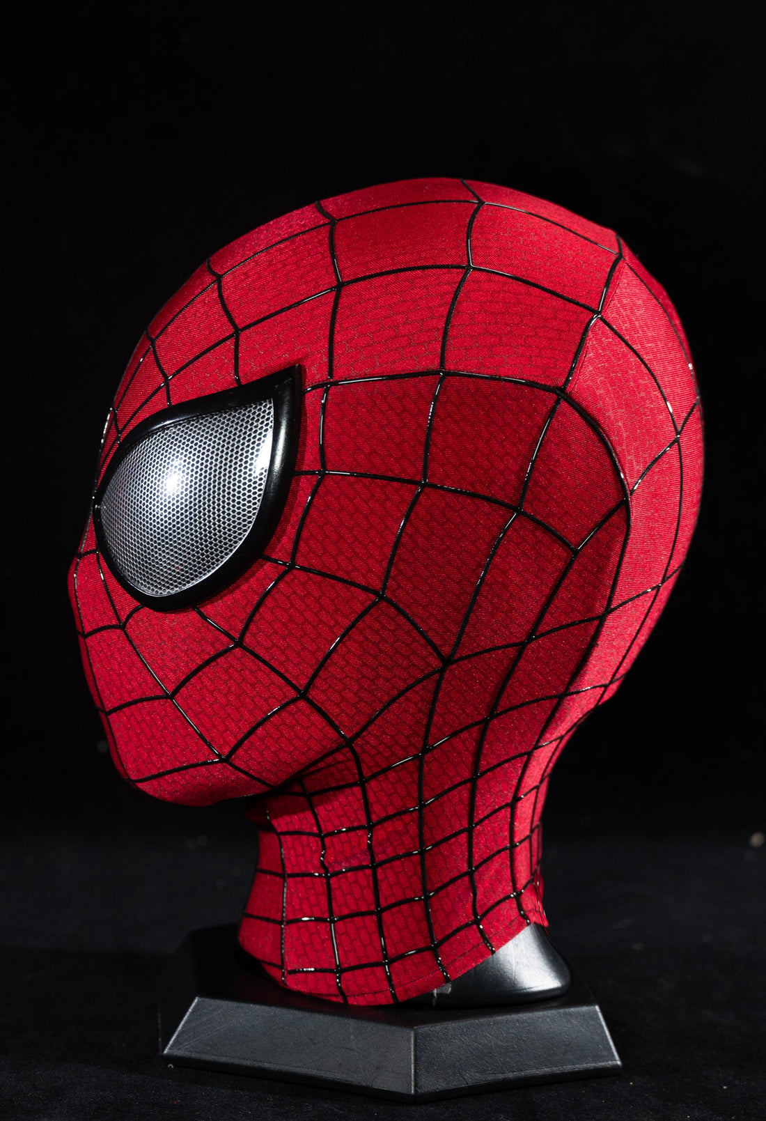 Handmade V5 Full‑Head Mask with Magnetic Lenses – Fan‑Made Marvel Prop