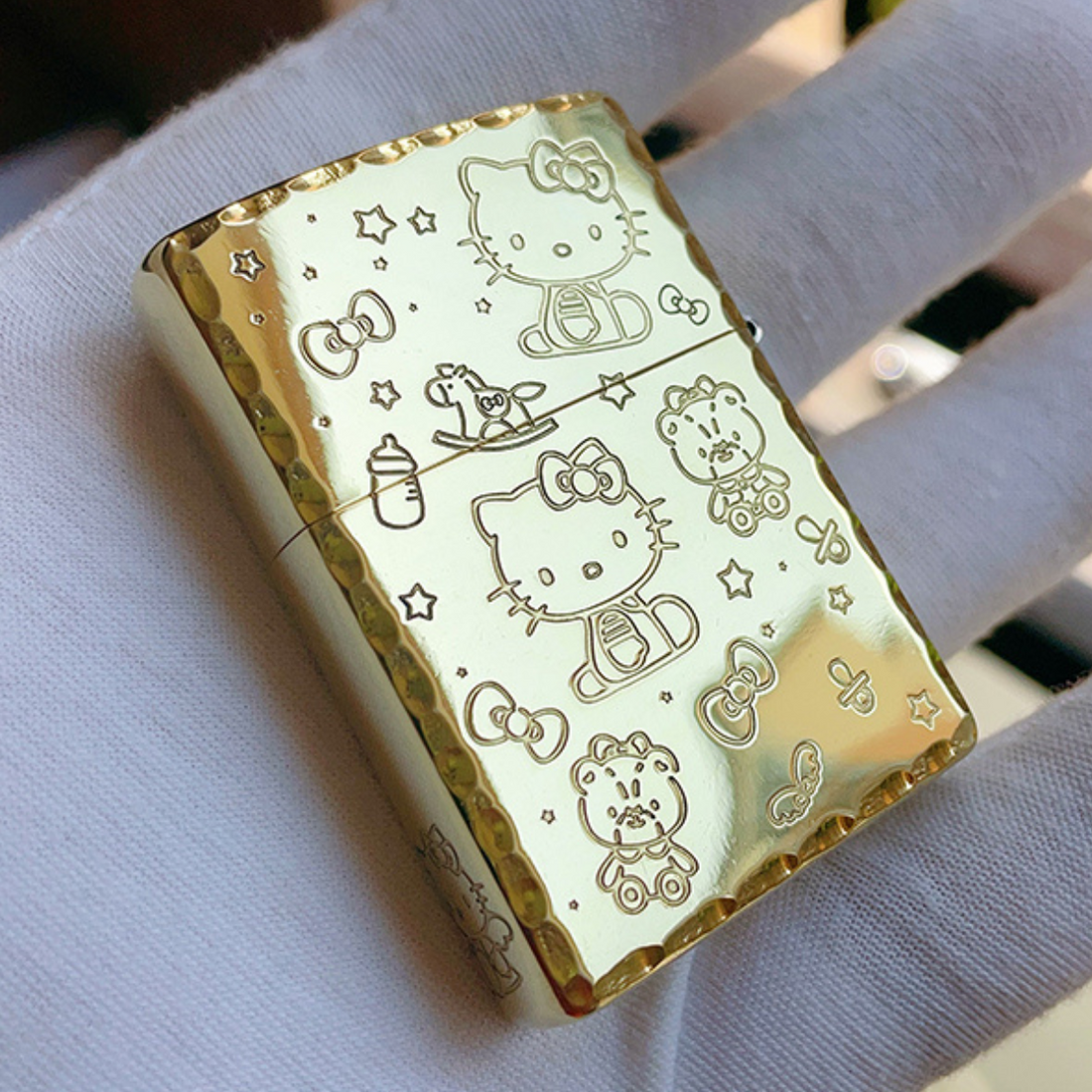 H.e.llo K.i.tt.y Zippo Lighter Deep Engraved Gold Chrome Finish